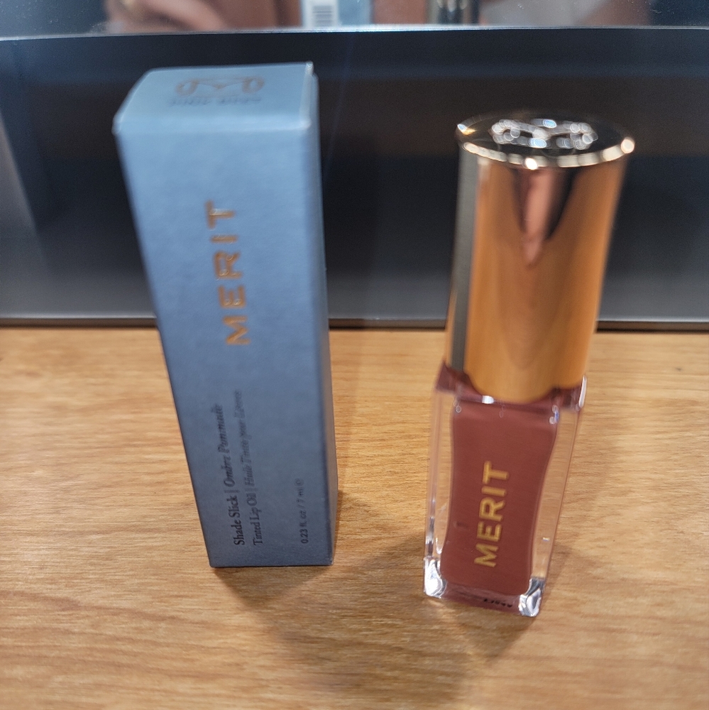 Merit Lip oil